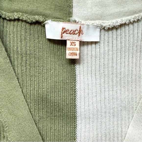 PEACH Two Tone Lightweight Olive Green & Cream Long Sleeve Cropped Sweater - XS - Picture 6 of 10